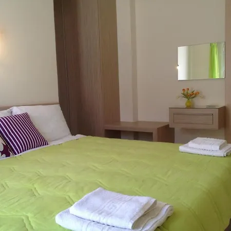 Angelica And Aparthotel